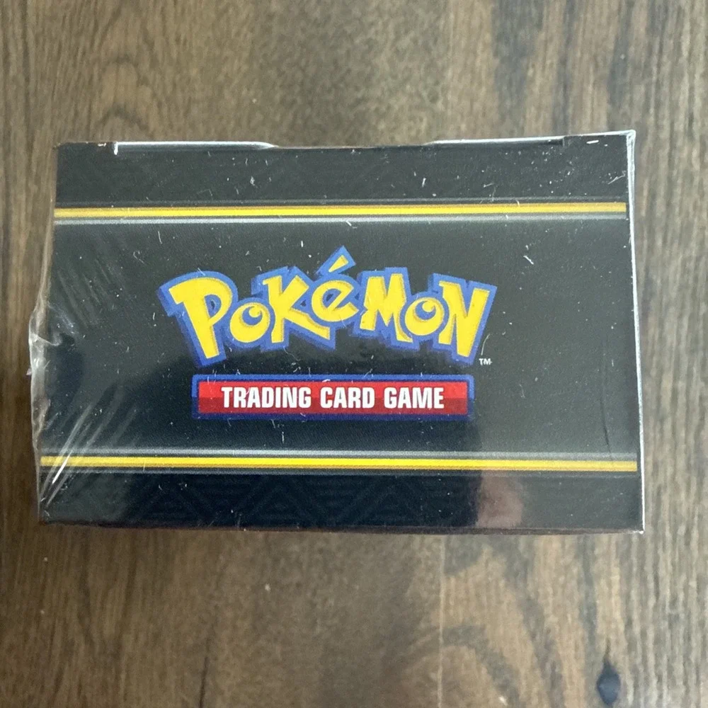 Pokémon - Mega Evolution Pitch Black Booster Bundle Sealed New